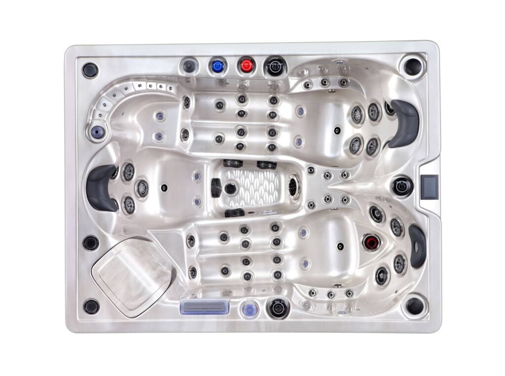 Spa moderne nacré, vue de dessus. Nombreux jets de massage, sièges ergonomiques, appuie-tête gris et contrôles. Parfait pour la relaxation.